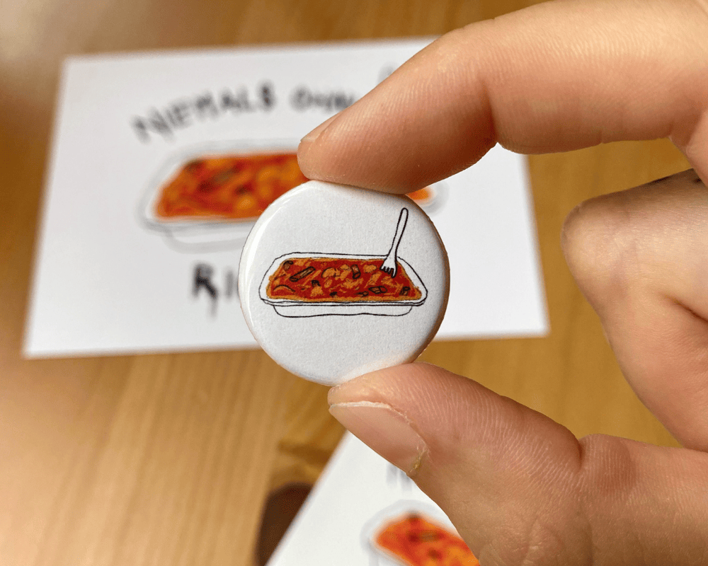 Button mit Rigatoni